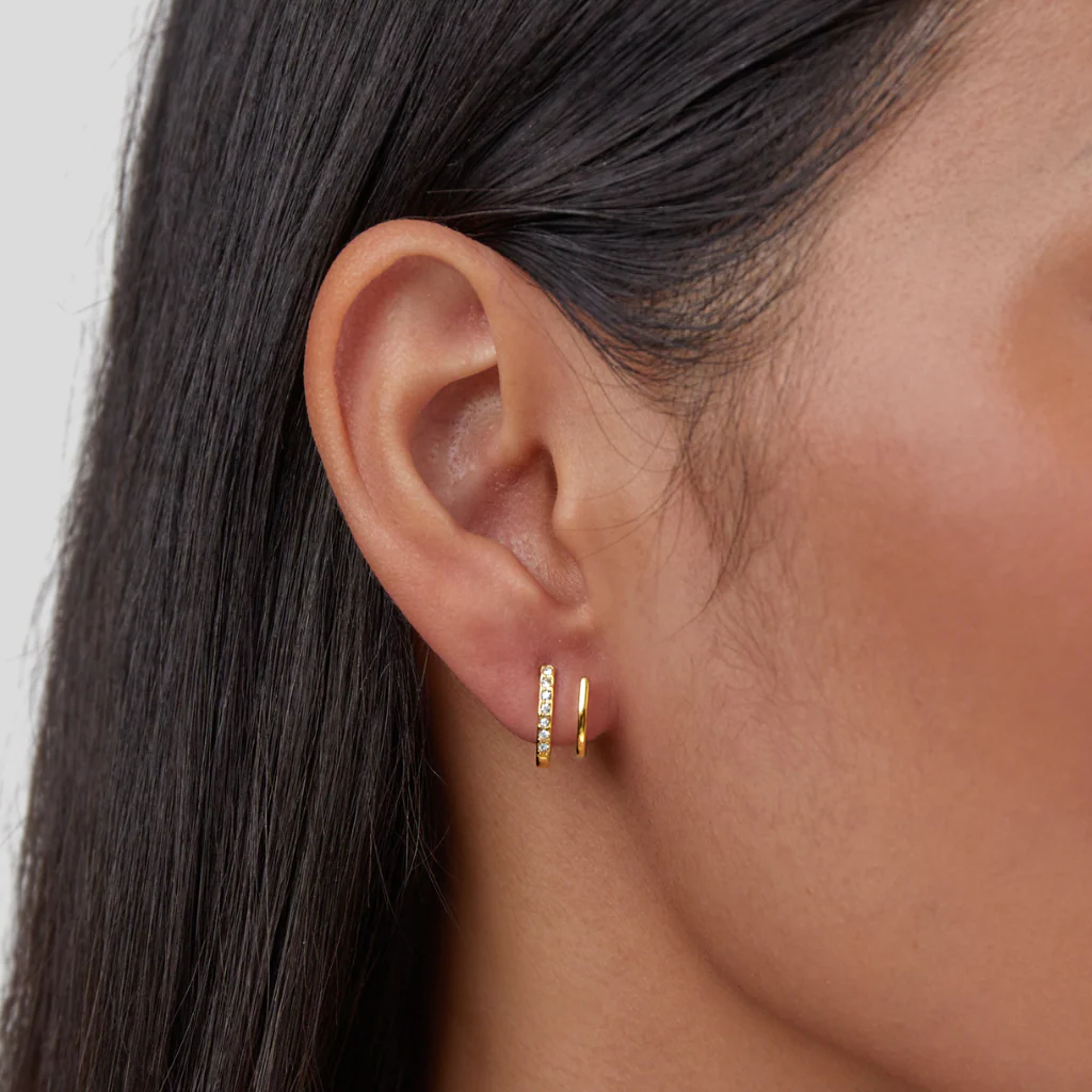 18K Gold & Crystal Claw Earrings - Image 2