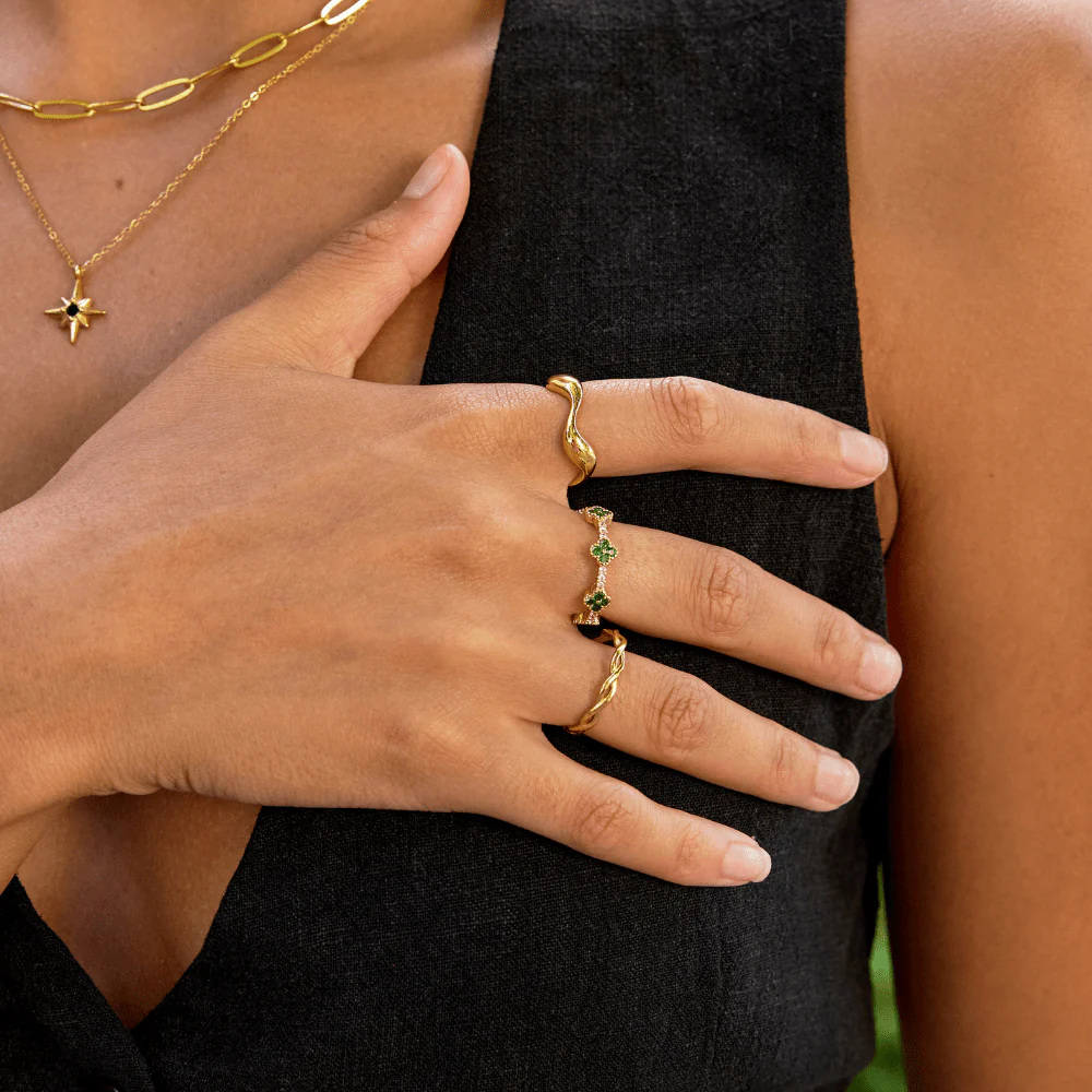 18K Gold Wave Ring - Image 8