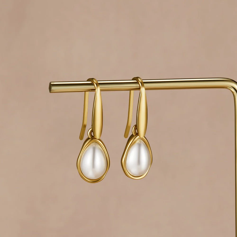 Agatha Pearl Drop Earrings - Image 3