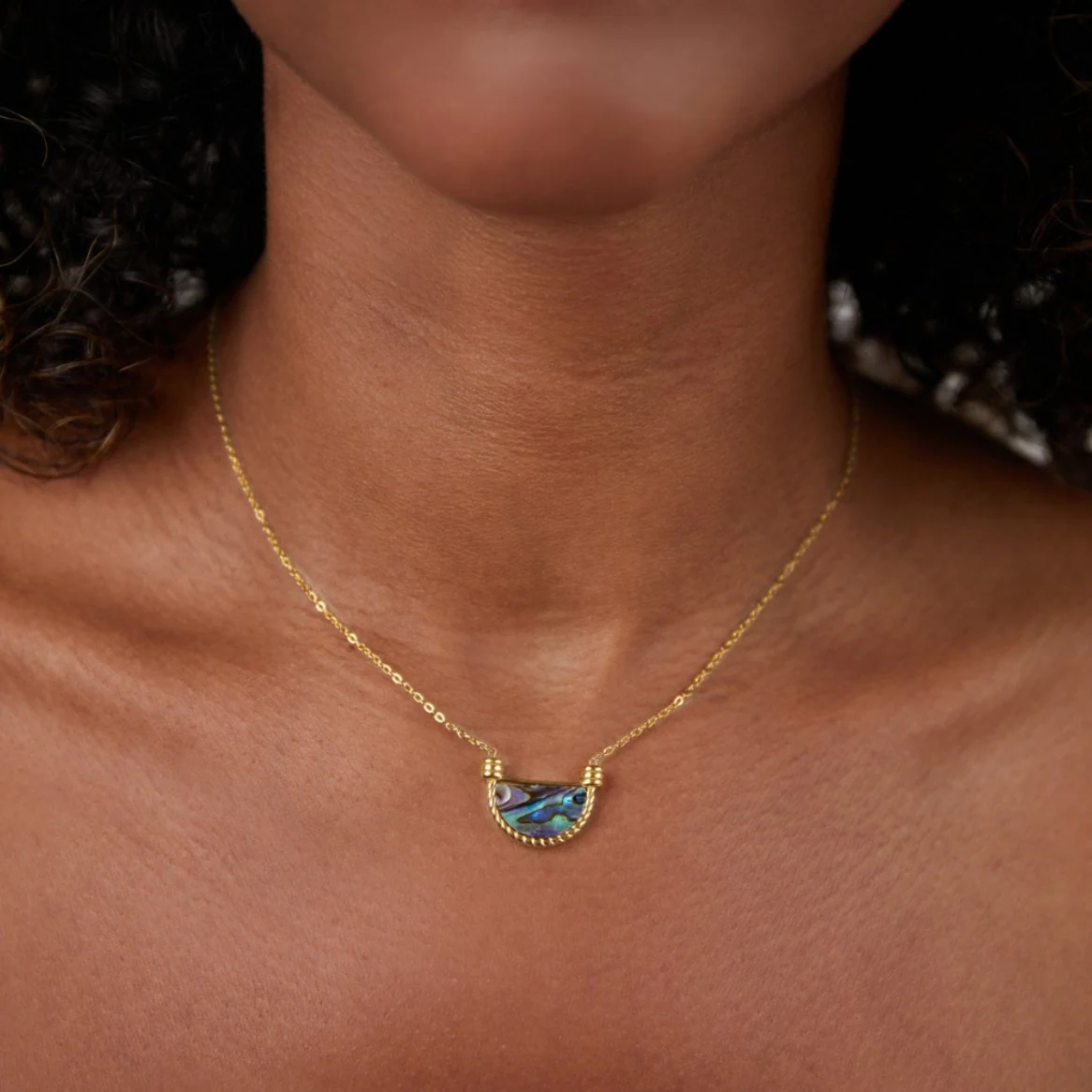 Amalfi Turquoise Shell Necklace - Image 2