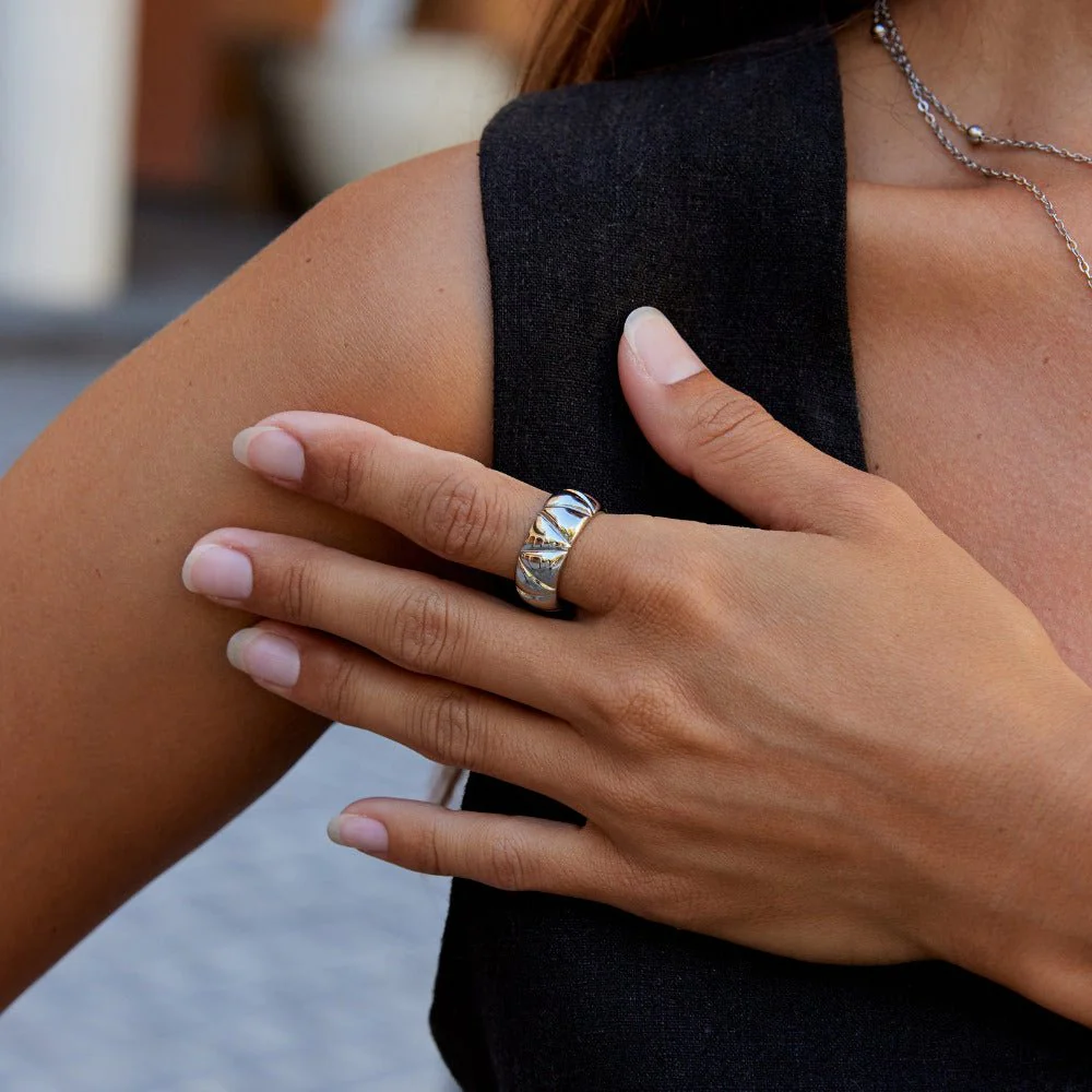 Anika Chunky Silver Ring - Image 2