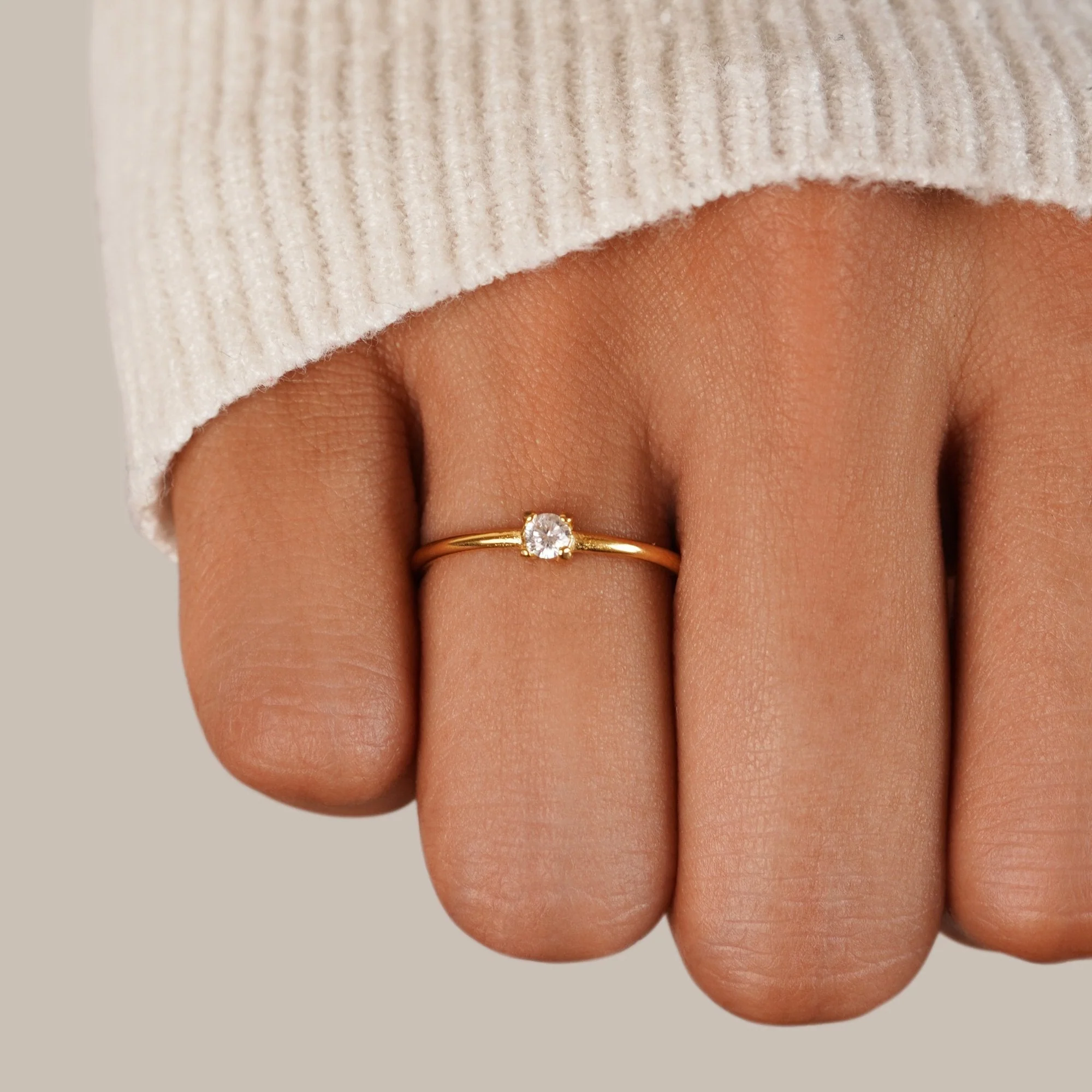 April Birthstone 18K Gold Ring - Image 2
