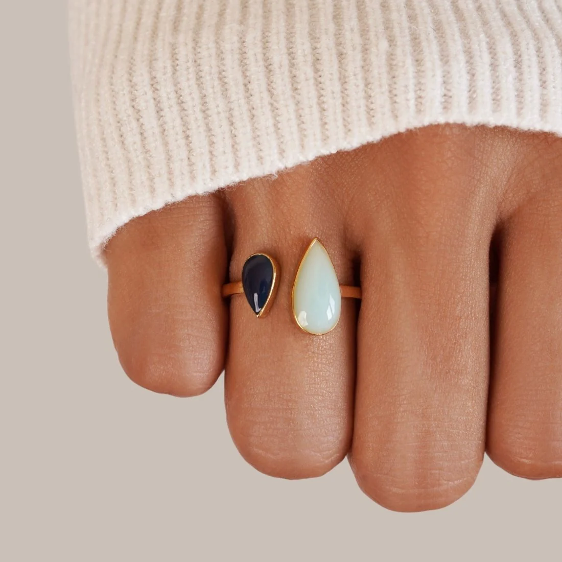 Aquamarine Teardrop Ring - Image 2