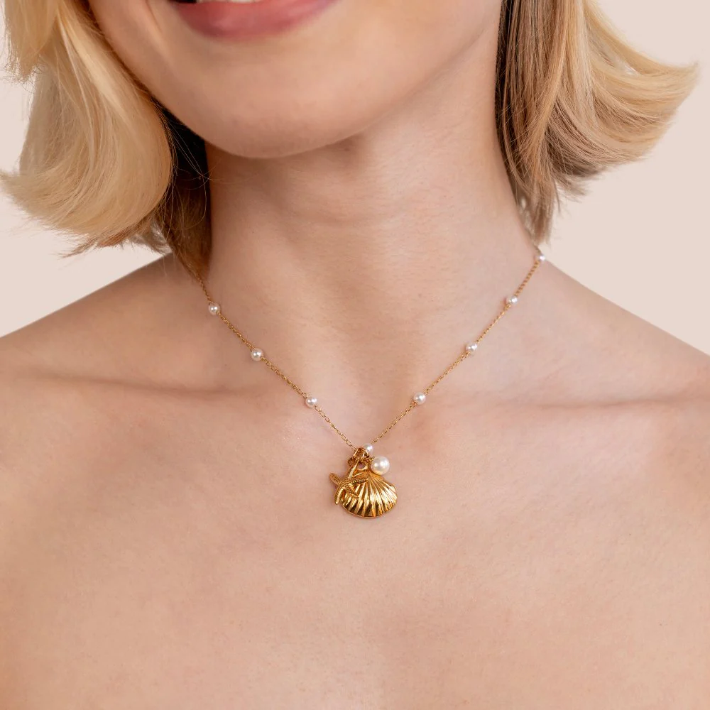 Aria Shell Charm Necklace - Image 8