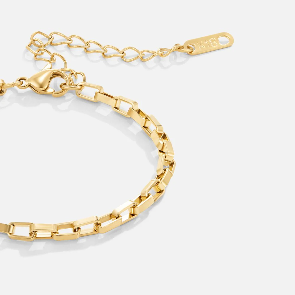 Aura Chain Gold Bracelet - Image 7