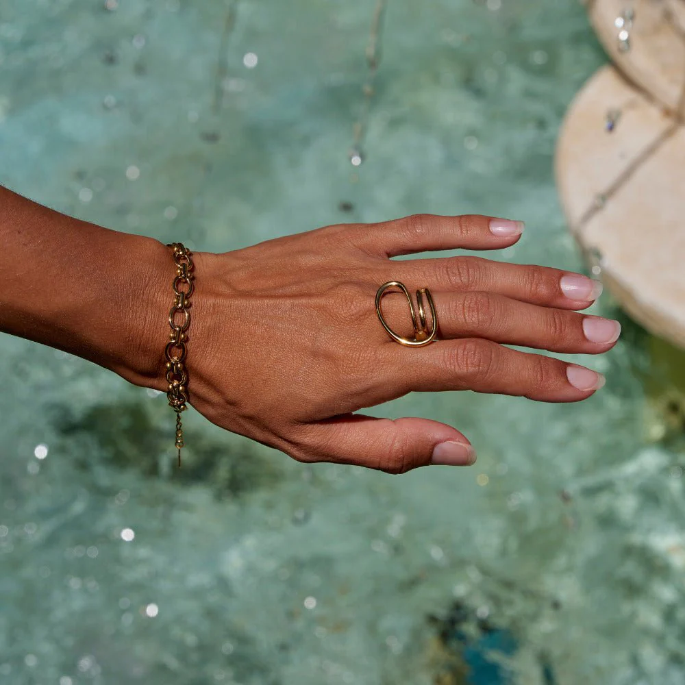 Ava Twisted Wave Ring - Image 3