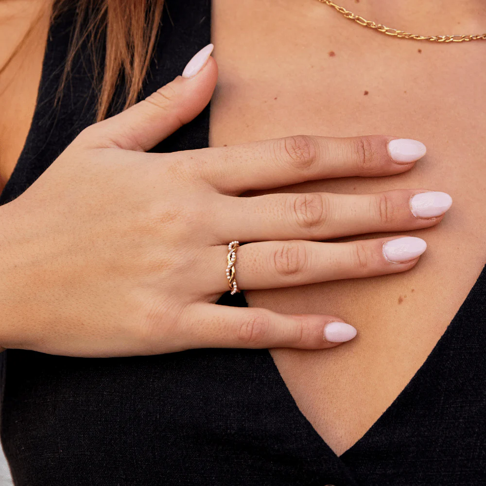 Bella Twist Pearl Ring - Image 4