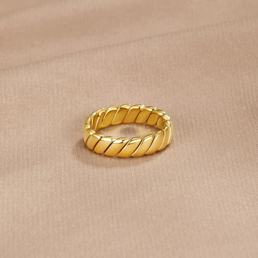 Calira Twisted Infinity Ring - Image 5