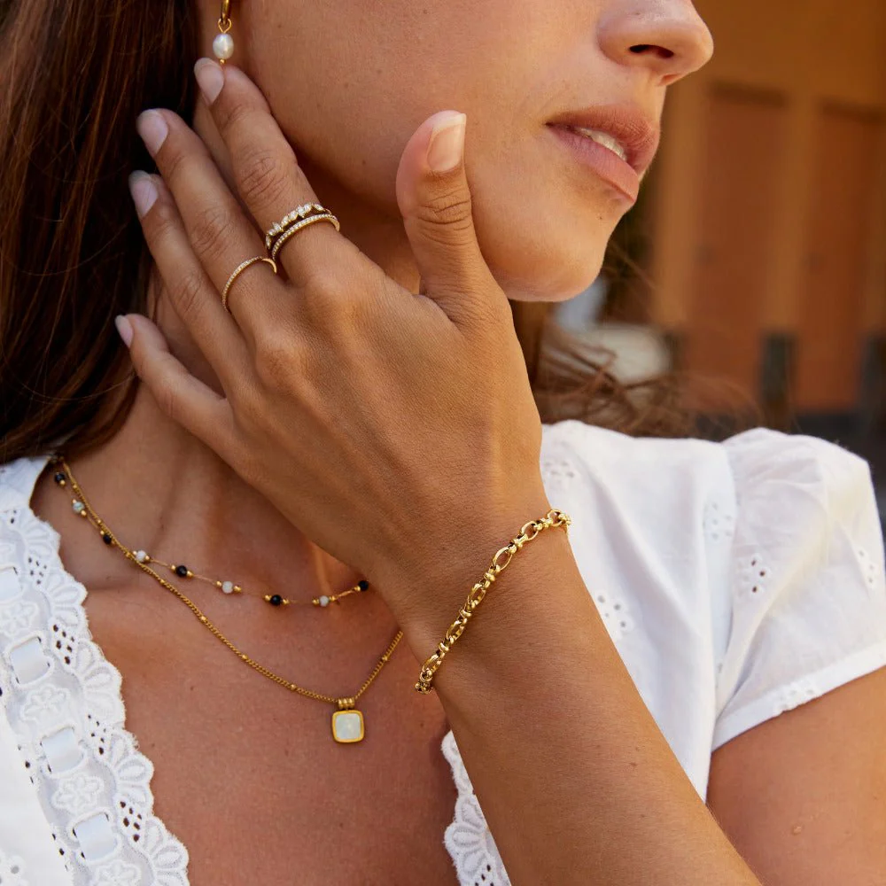 Cami Knotted Link Bracelet - Image 2