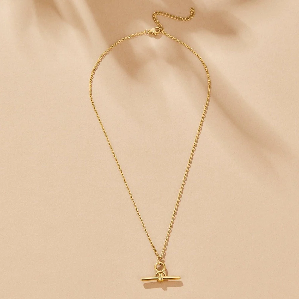 Cassy Toggle Pendant Necklace - Image 4