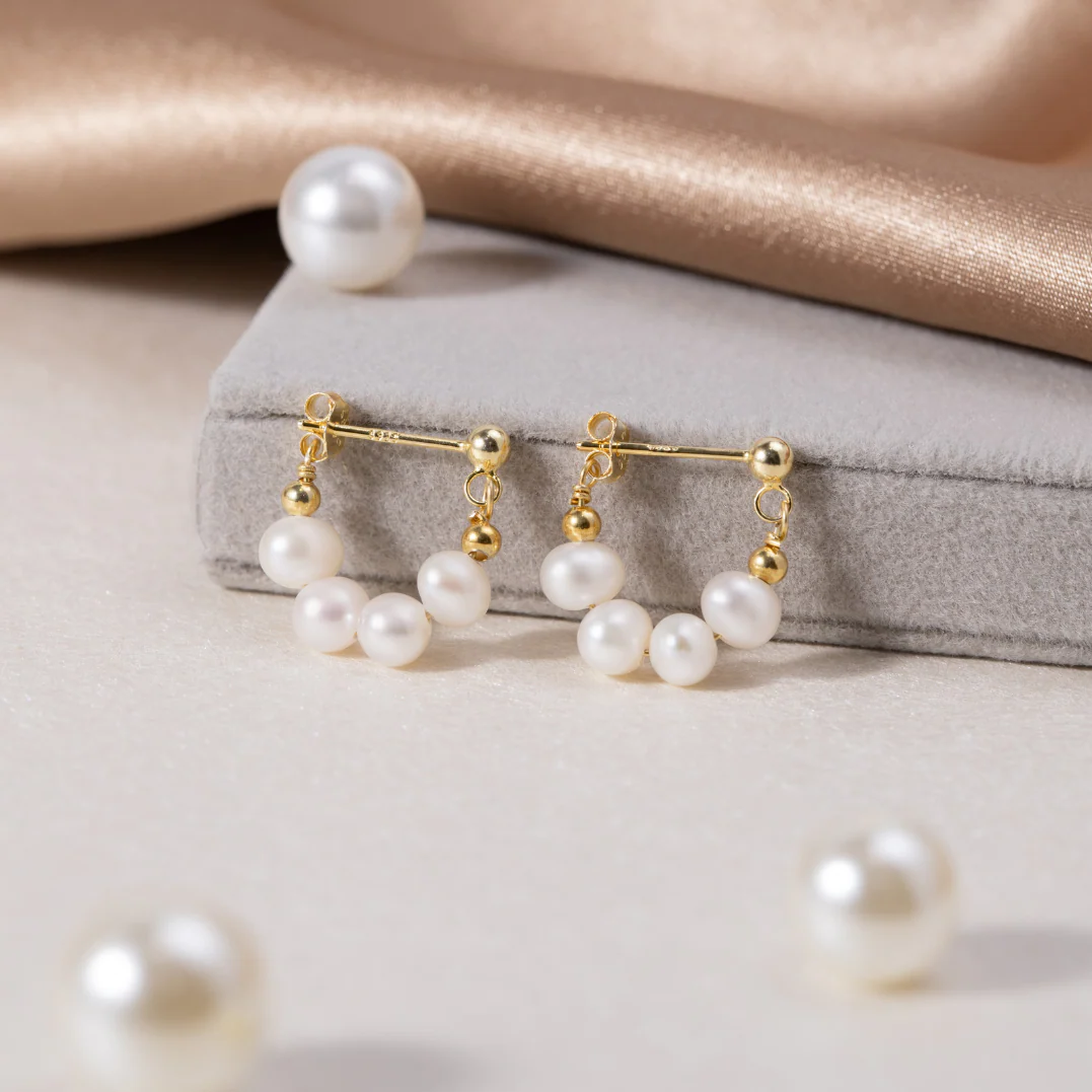 Celine Pearl Hoop Earrings - Image 5