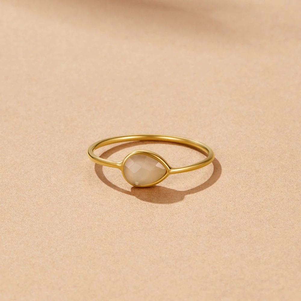Clara Teardrop Stone Ring