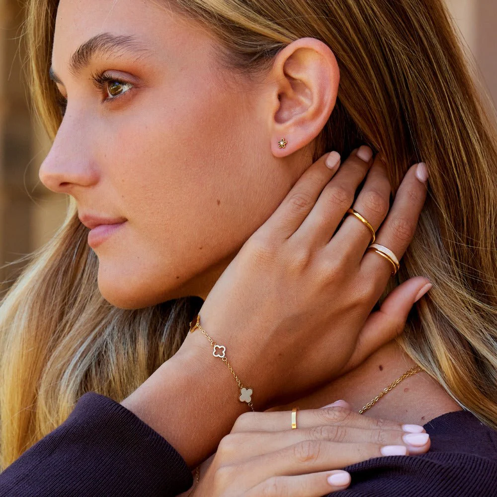 Crystal Daisy Stud Earrings - Image 4