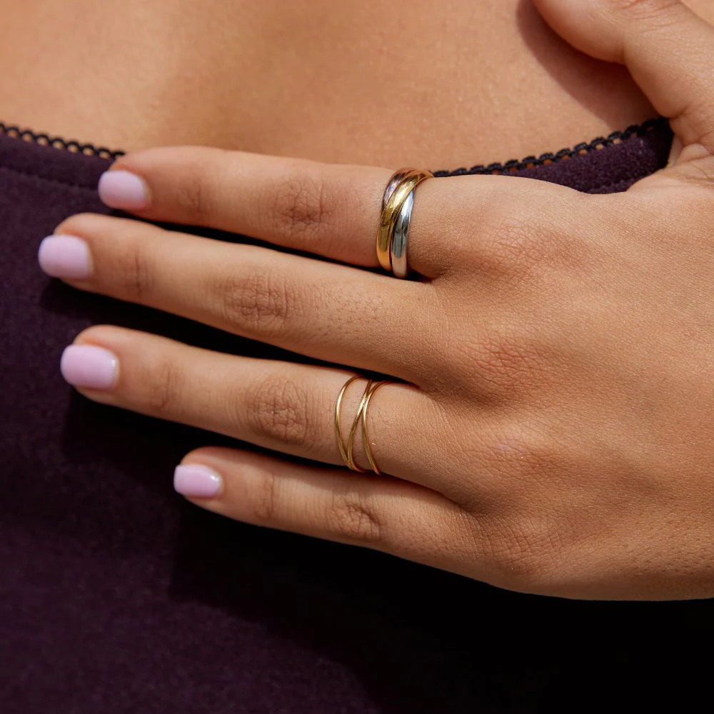 Elena Three-Toned Loop Ring - Image 3