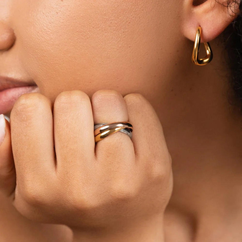 Elena Three-Toned Loop Ring - Image 7