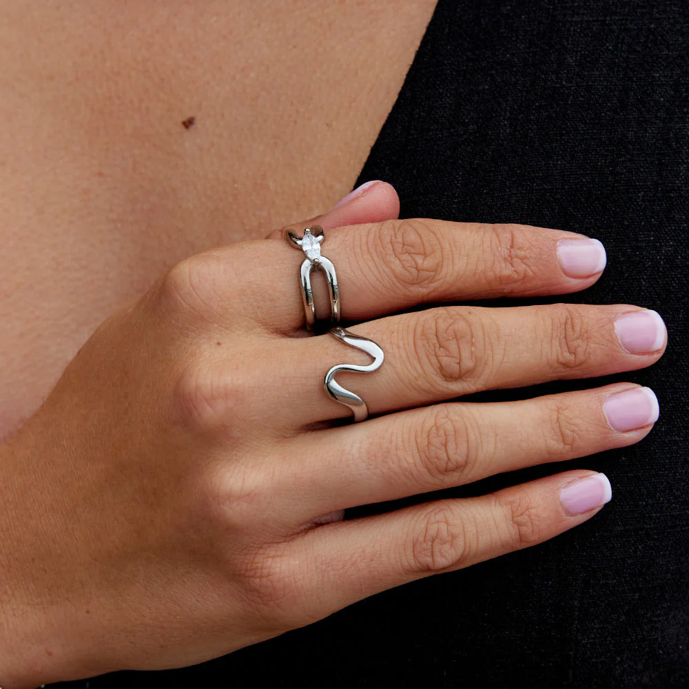 Eliza Silver Link Chain Ring - Image 4