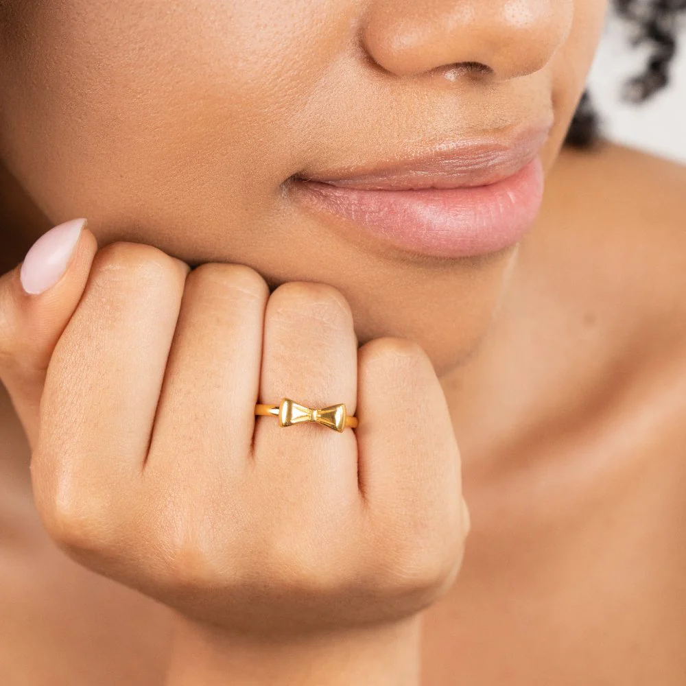 Ellie Gold Bow Ring - Image 3