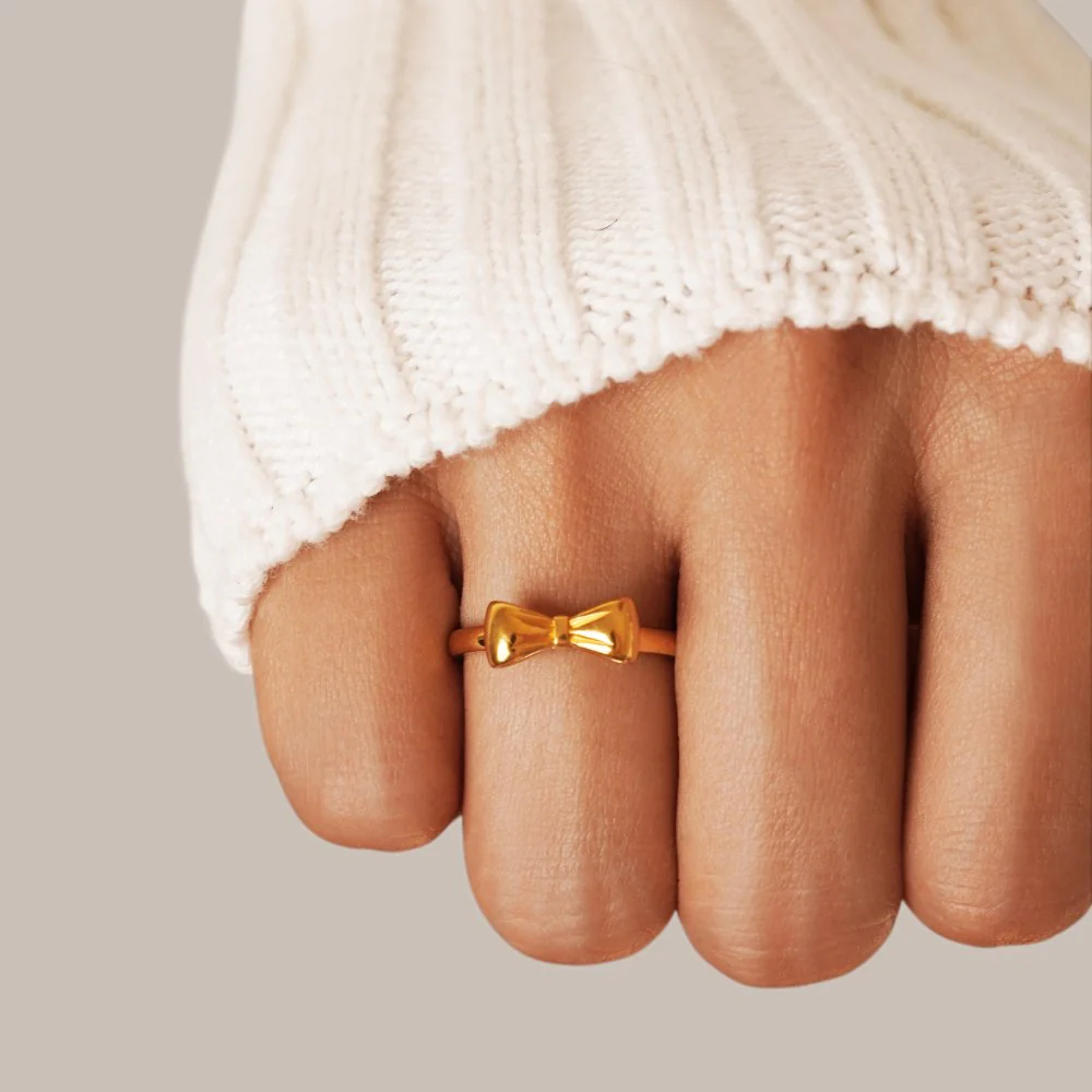 Ellie Gold Bow Ring - Image 5
