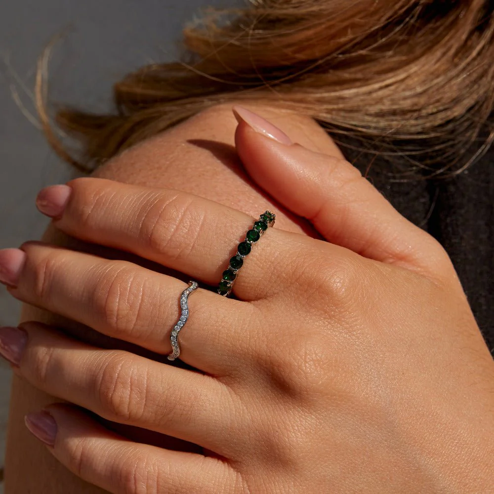 Emerald Beauty Silver Crystal Ring - Image 2