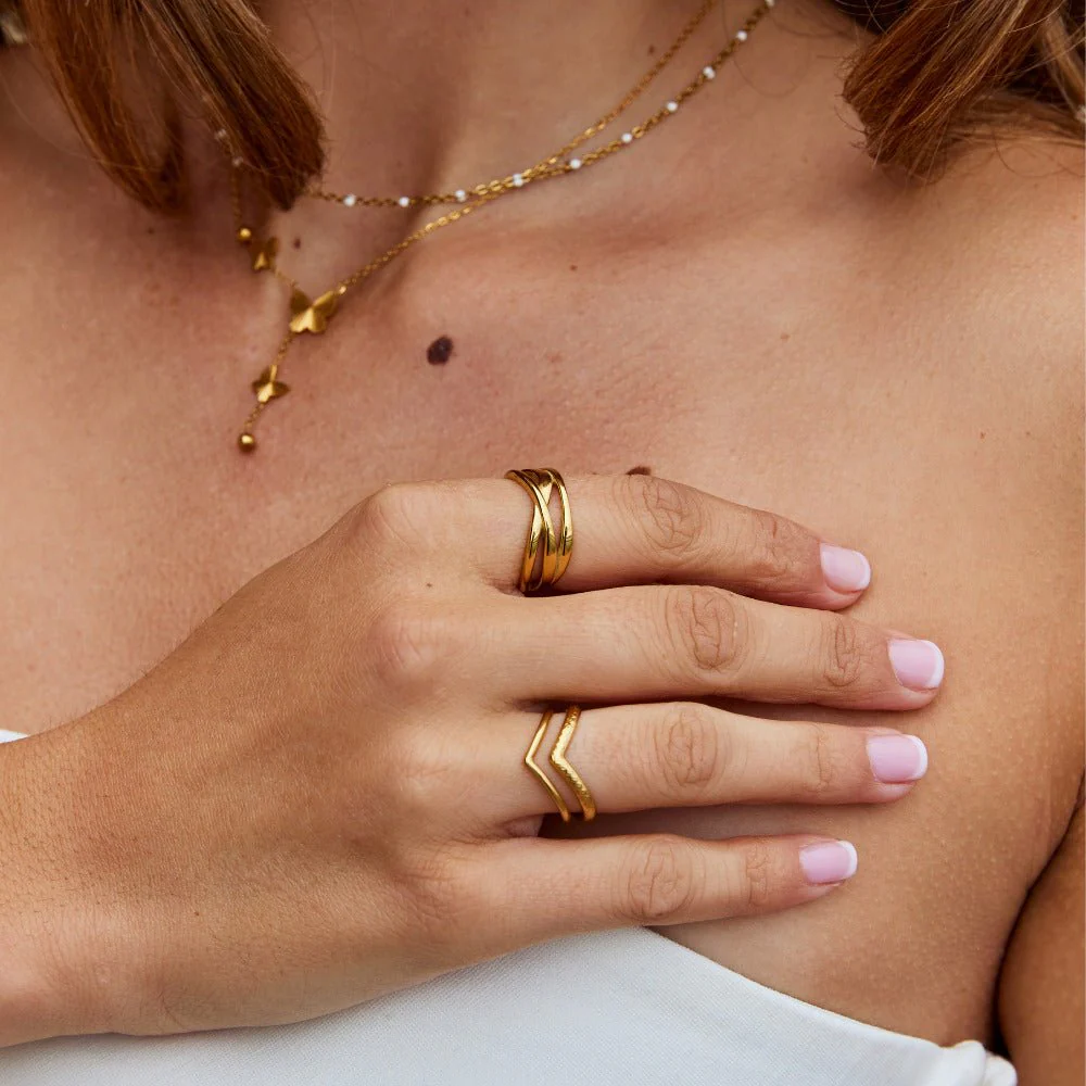 Entwined Maisie Gold Ring - Image 2