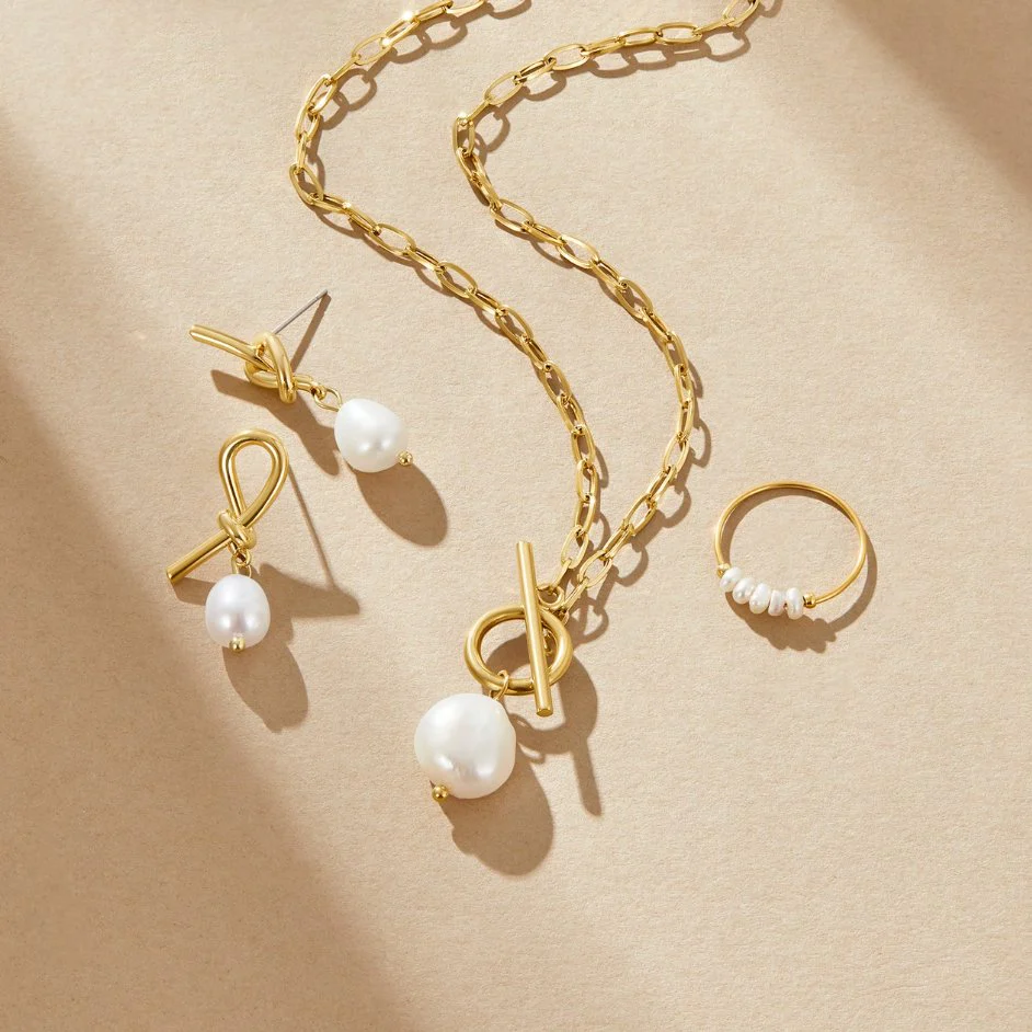 Eva Freshwater Pearl Gold Necklace - Image 6