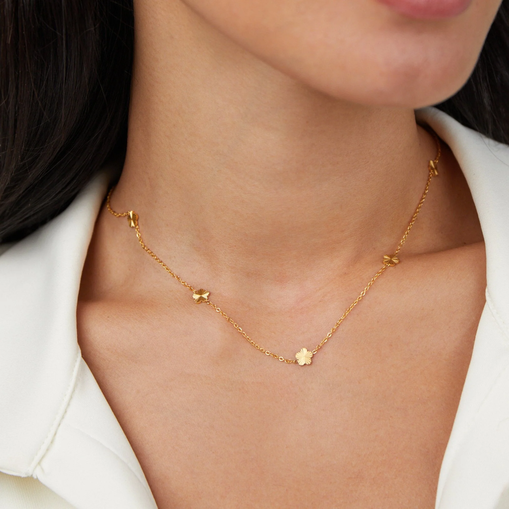 Flower Power 18K Gold Chain Necklace - Image 4