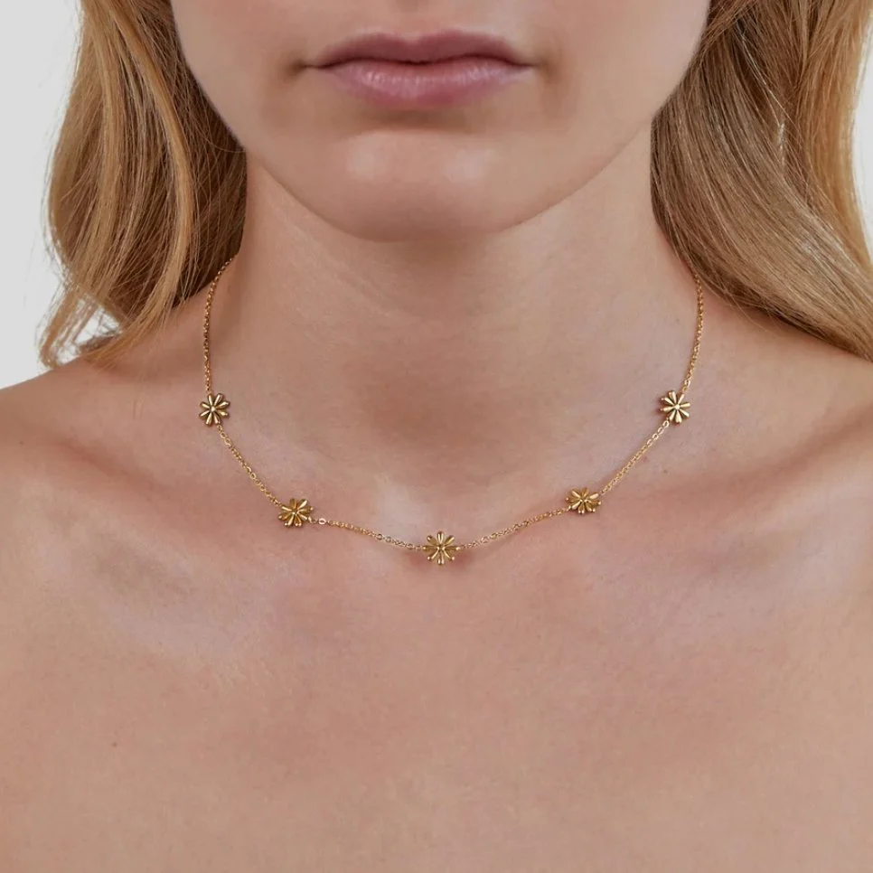 Flower Power 18K Gold Necklace - Image 2