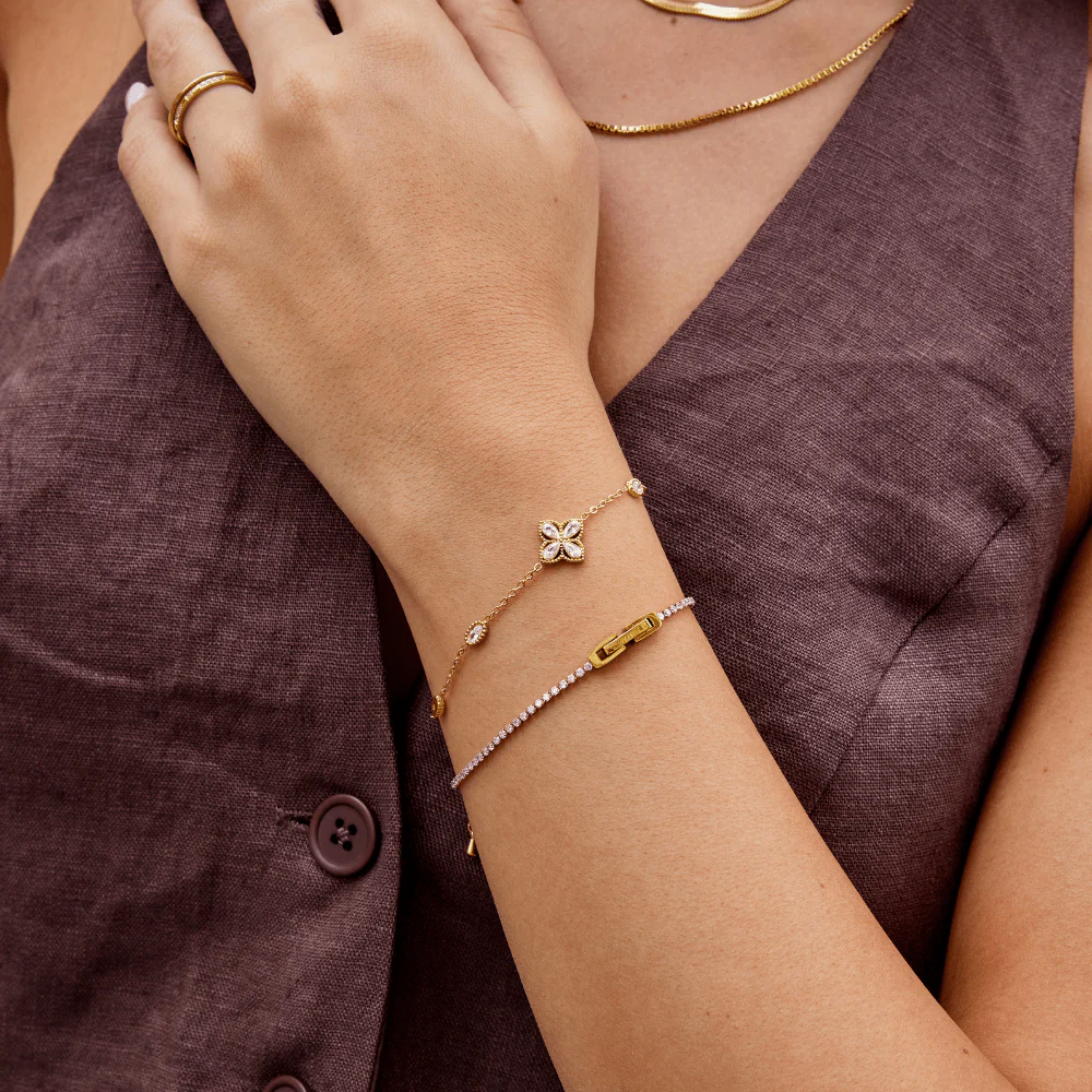 Four Leaf Clover Crystal Bracelet - Image 3