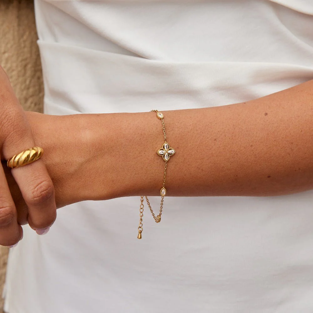 Four Leaf Clover Crystal Bracelet - Image 6