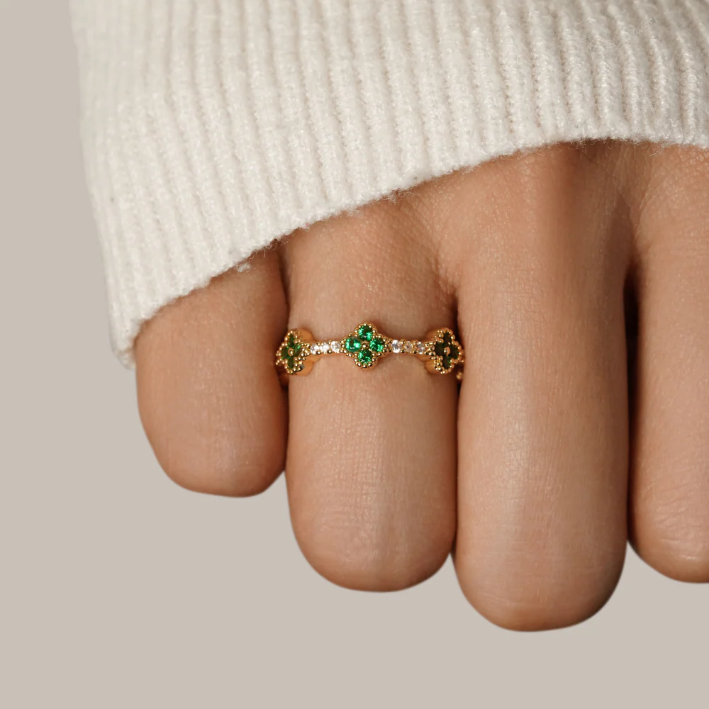 Four Leaf Clover Crystal Ring - Image 2
