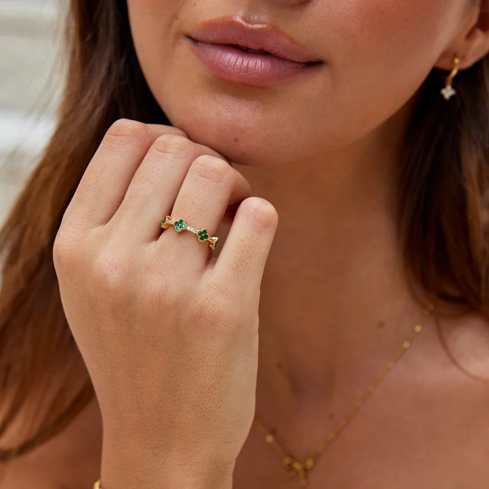 Four Leaf Clover Crystal Ring - Image 7