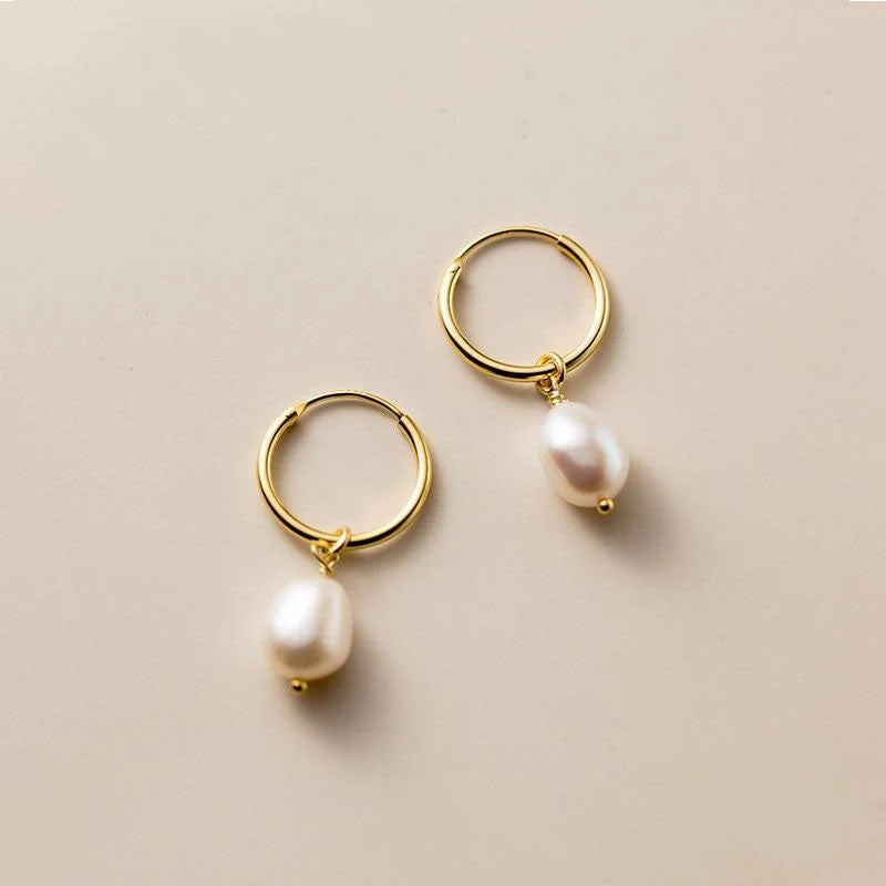 Freshwater Pearl Bella Hoop Earrings - Image 9
