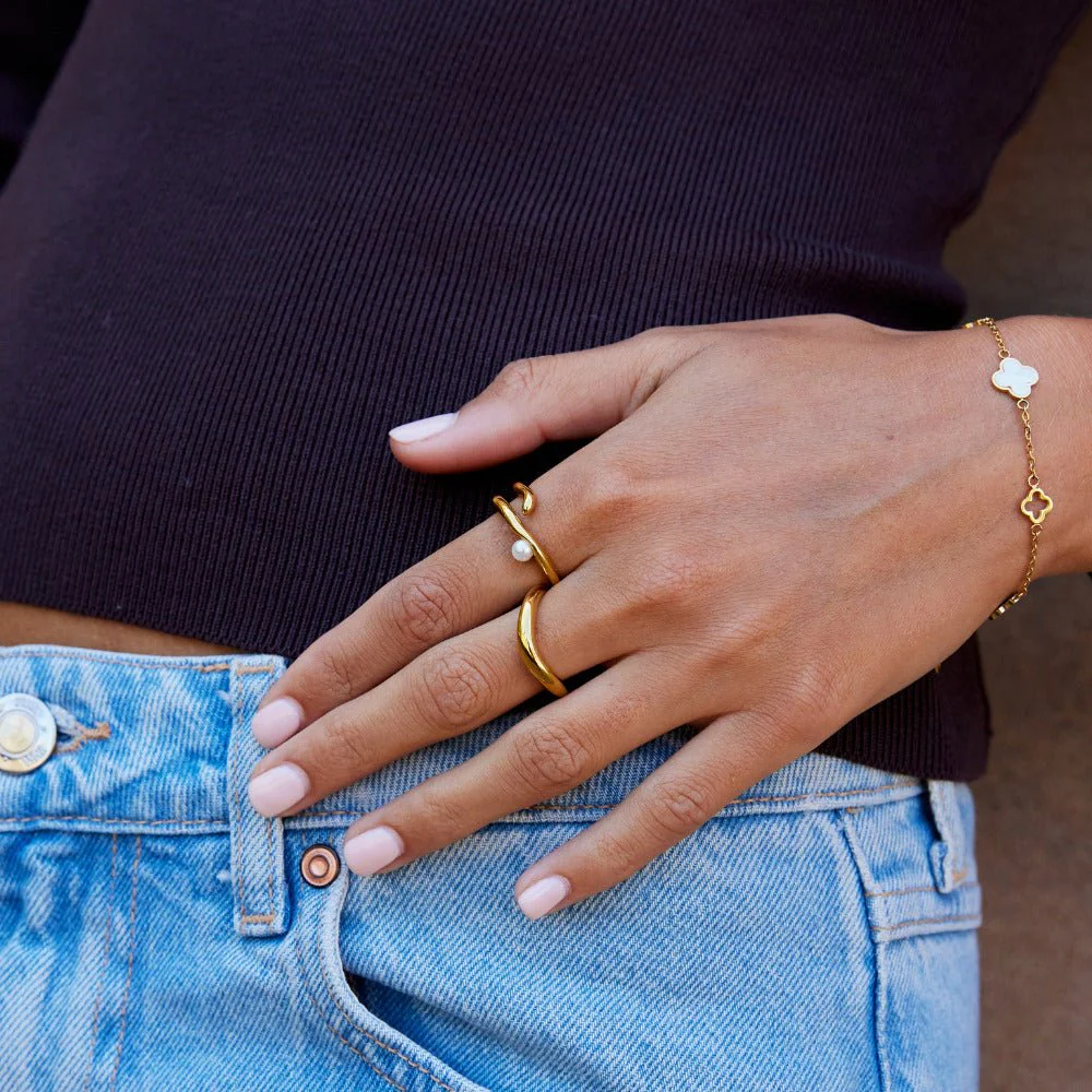 Geometric Gold & Pearl Ring - Image 2