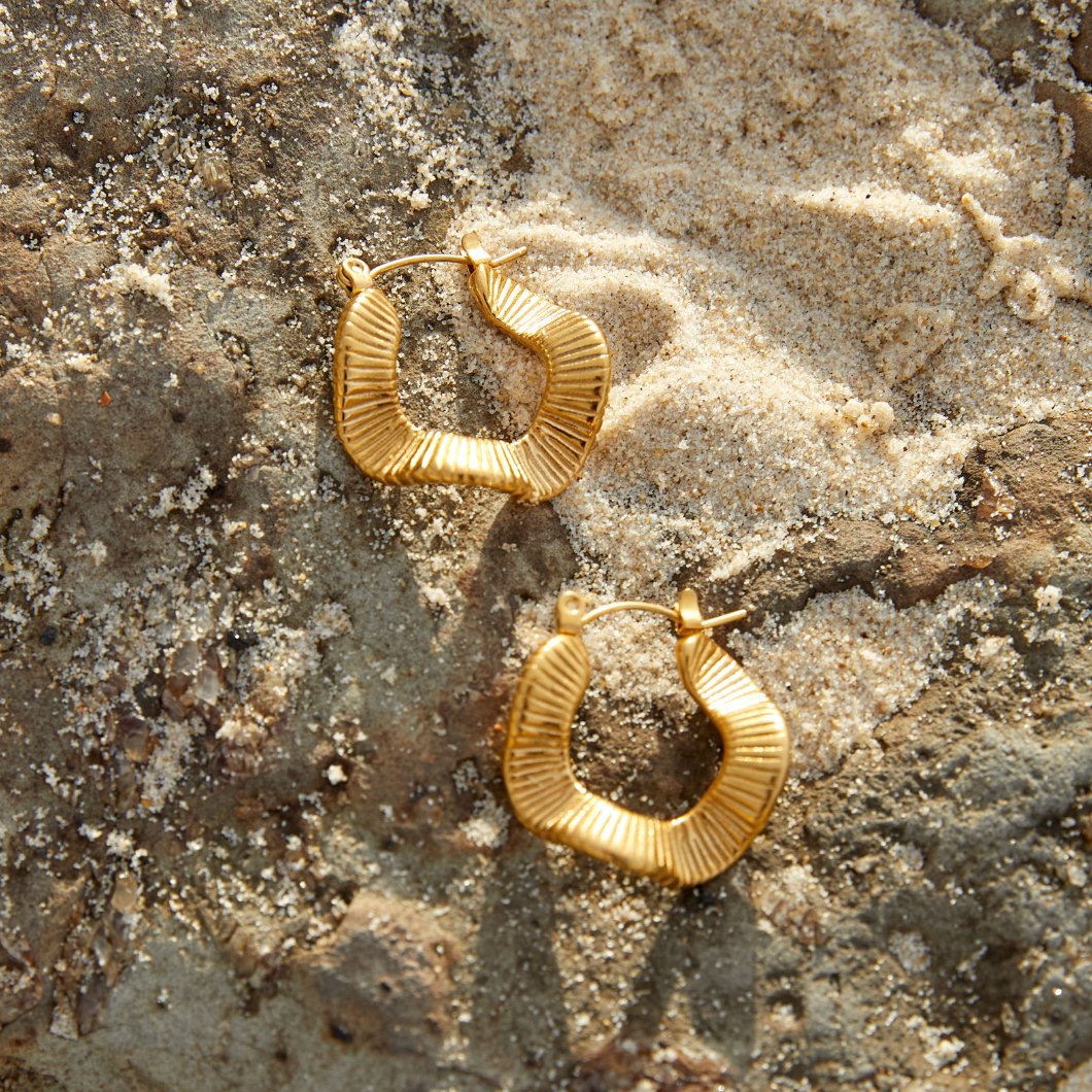 Geometric Wave Gold Hoop Earrings - Image 4