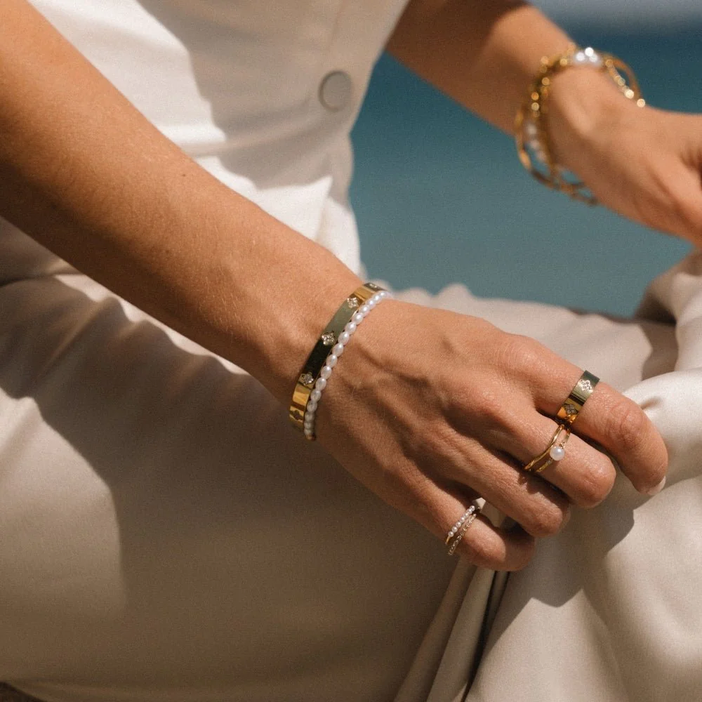 Gold Clover Bangle - Image 3