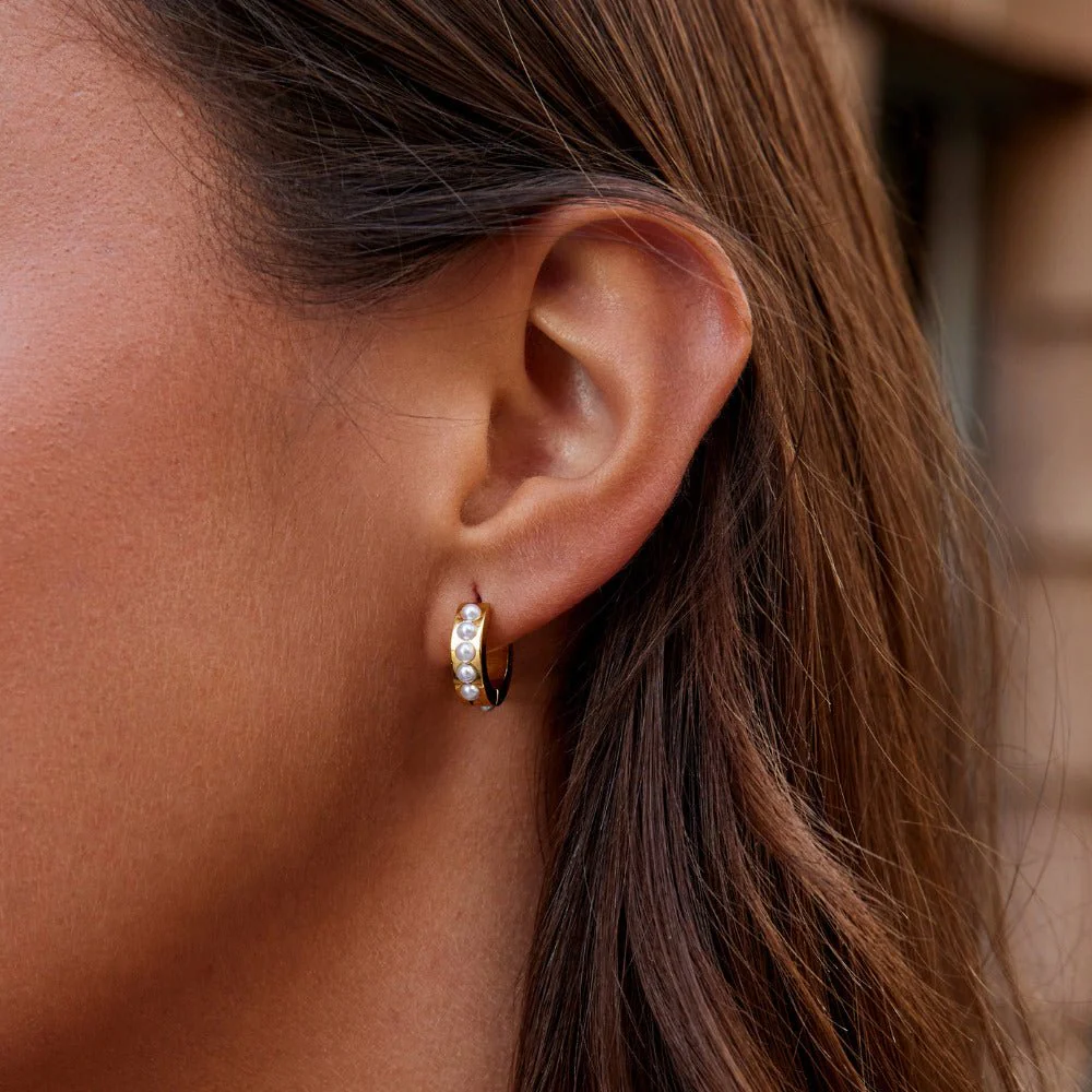 Gold Eula Pearl Hoop Earrings - Image 2