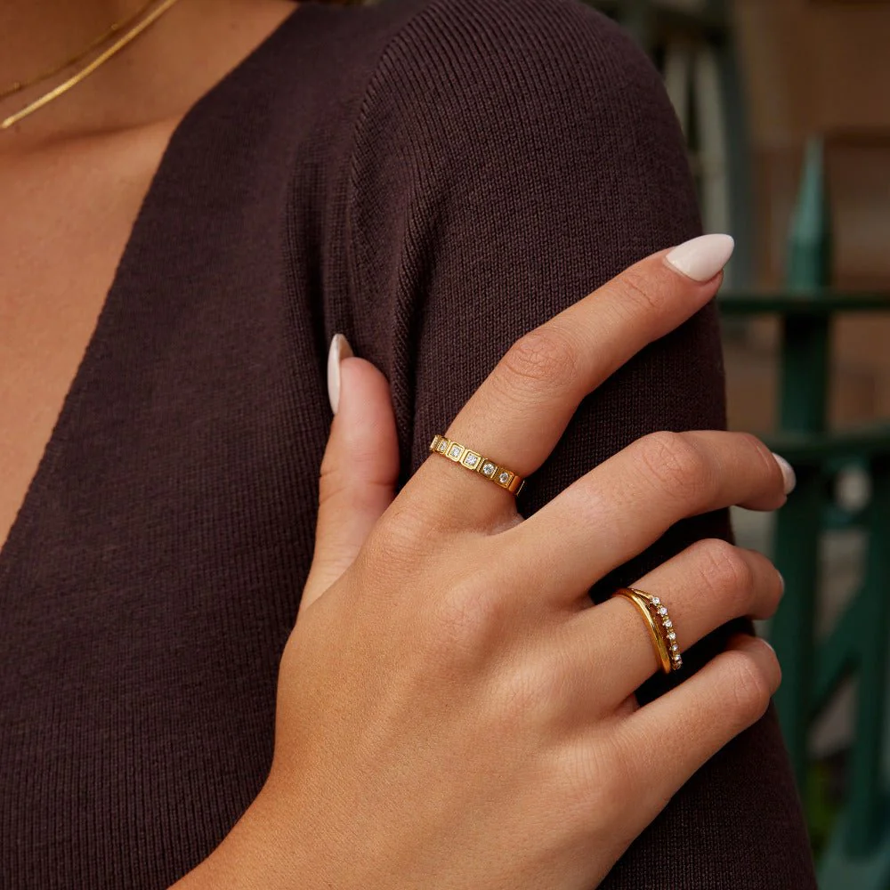 Hera Gold Crystal Ring - Image 2