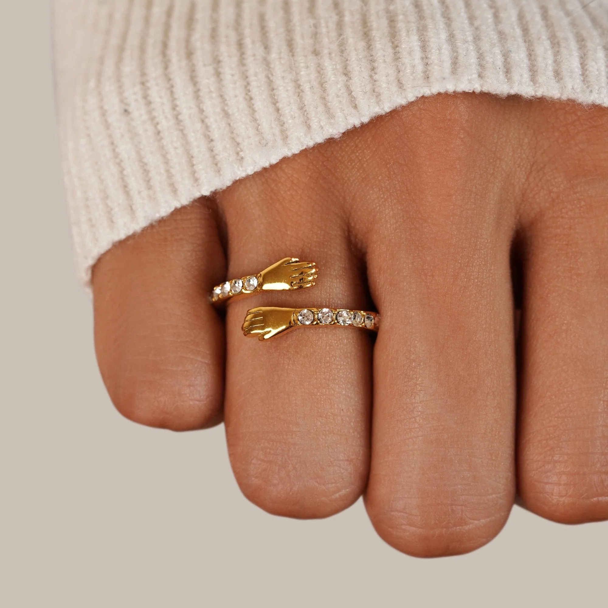 'Hug Me Forever' 18K Gold Ring - Image 2
