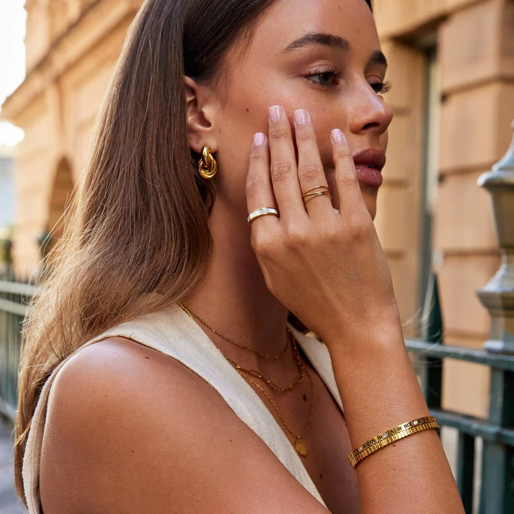Ivory Pearl Gold Ring - Image 3