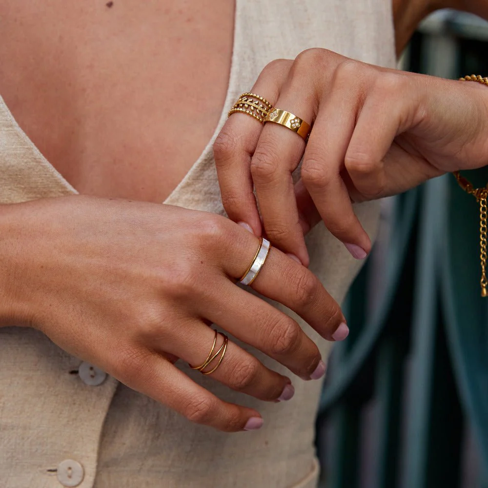 Ivory Pearl Gold Ring - Image 5