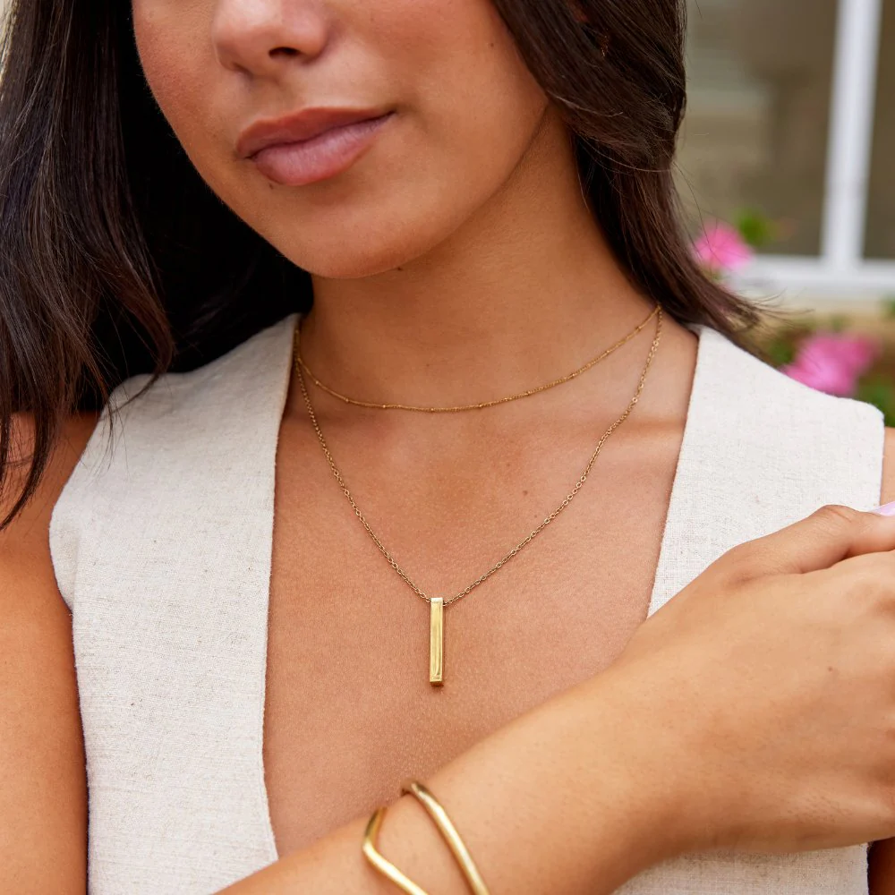 Lala Gold Bar Necklace - Image 5