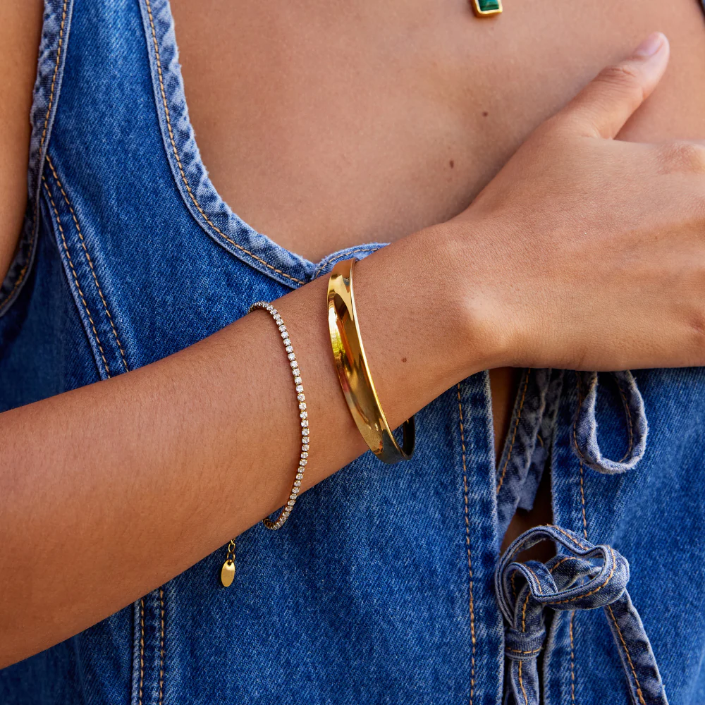 Leyla 18K Gold Bangle - Image 2