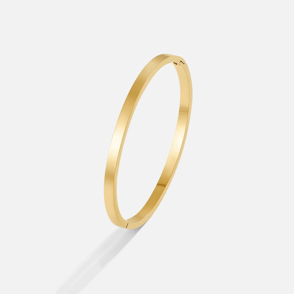 Lilah Gold Bangle
