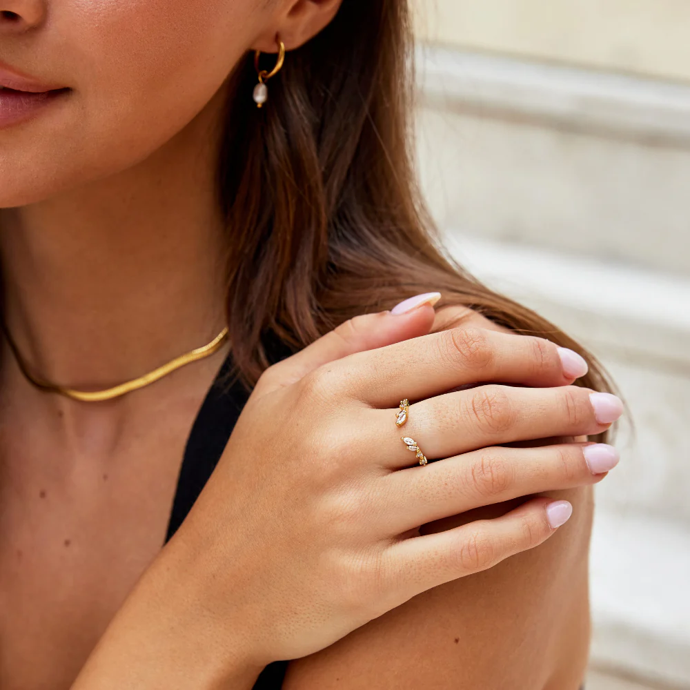 Lily Crystal Gold Vine Ring - Image 2