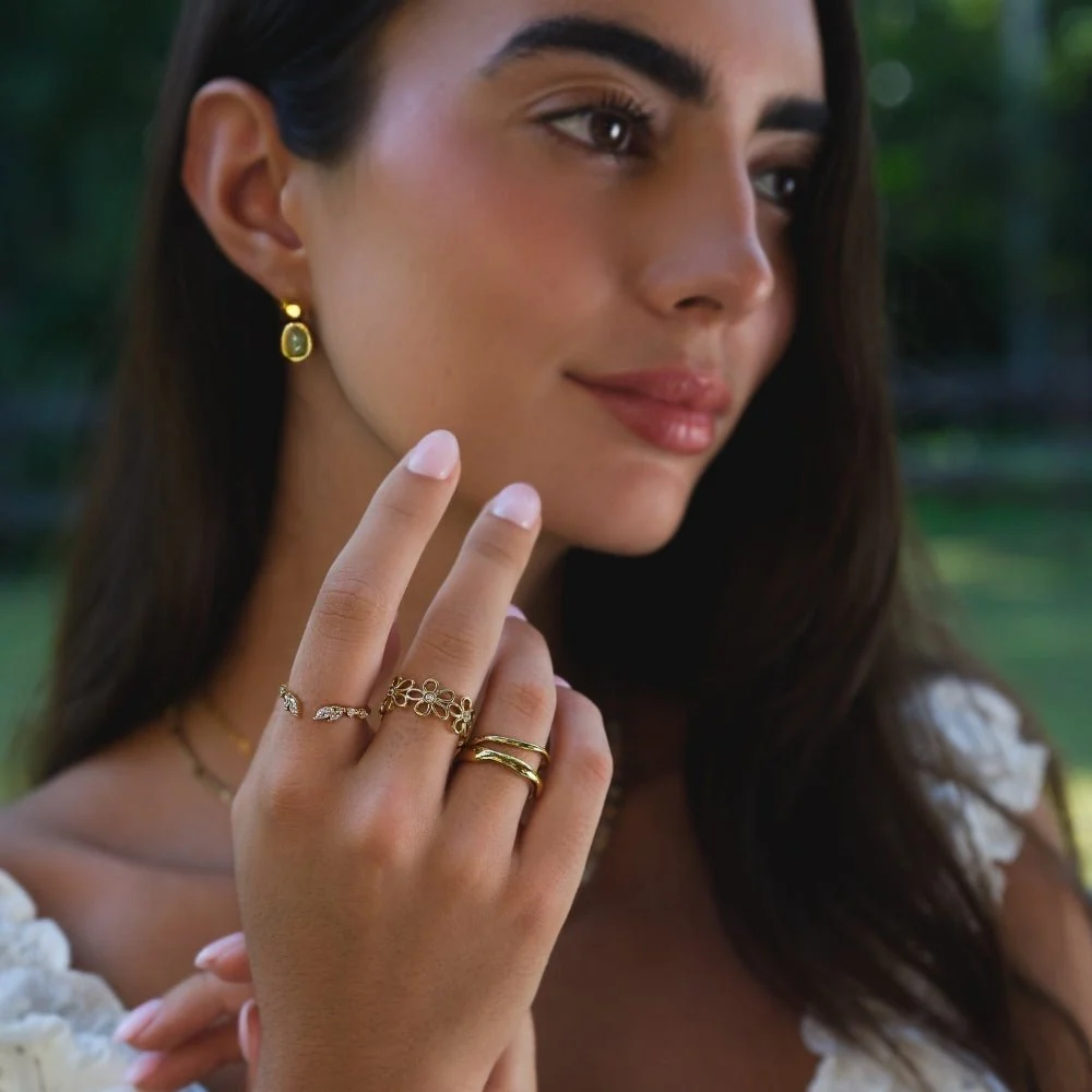 Lily Crystal Gold Vine Ring - Image 3