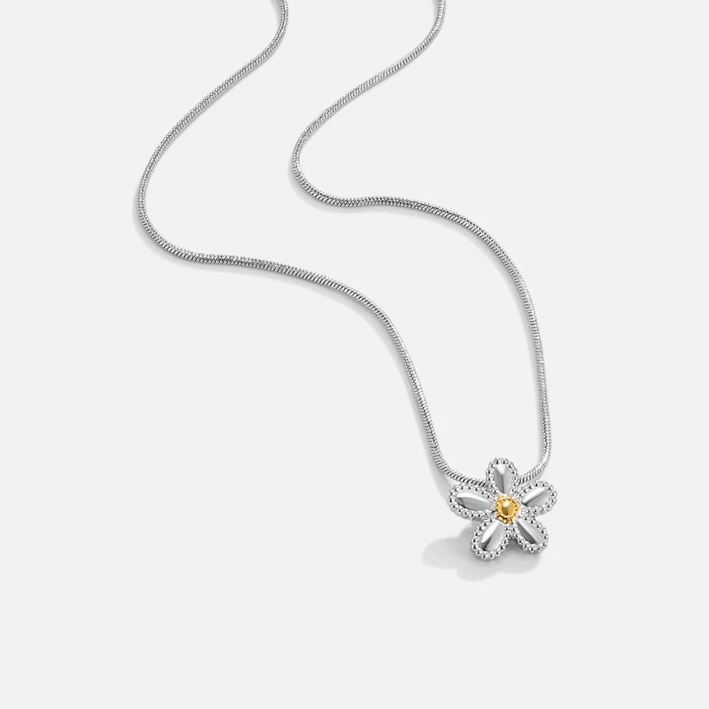 Daisy Pendant Necklace - Image 3