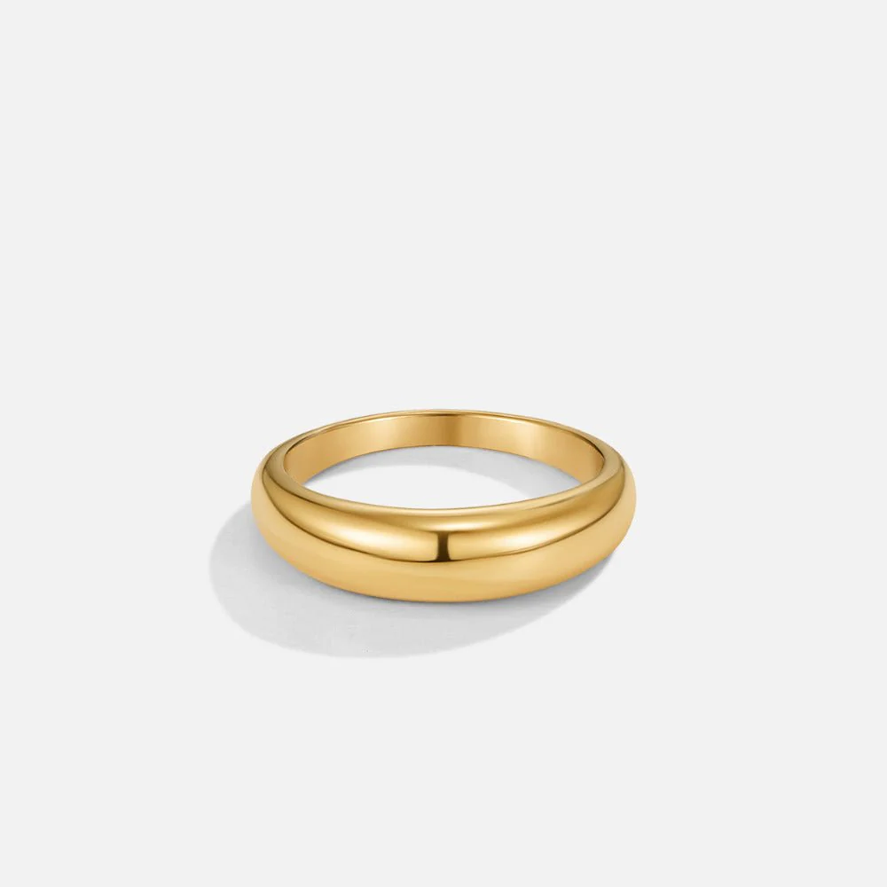 Lois Gold Band Ring - Image 4