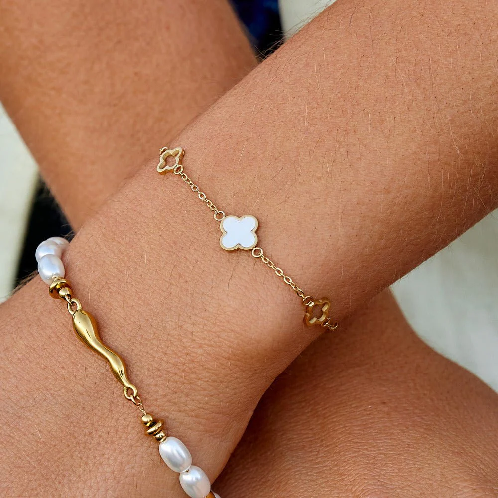 Lucia Clover Bracelet - Image 5