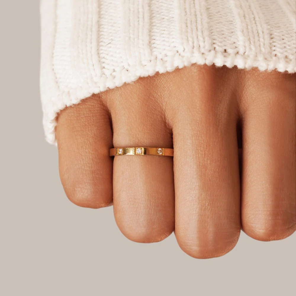 Lucia Crystal Ring - Image 6