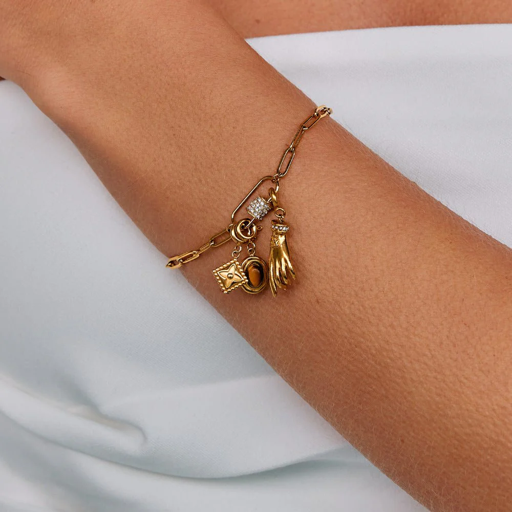 Lucky Gold Clover Leaf Charm - Image 2